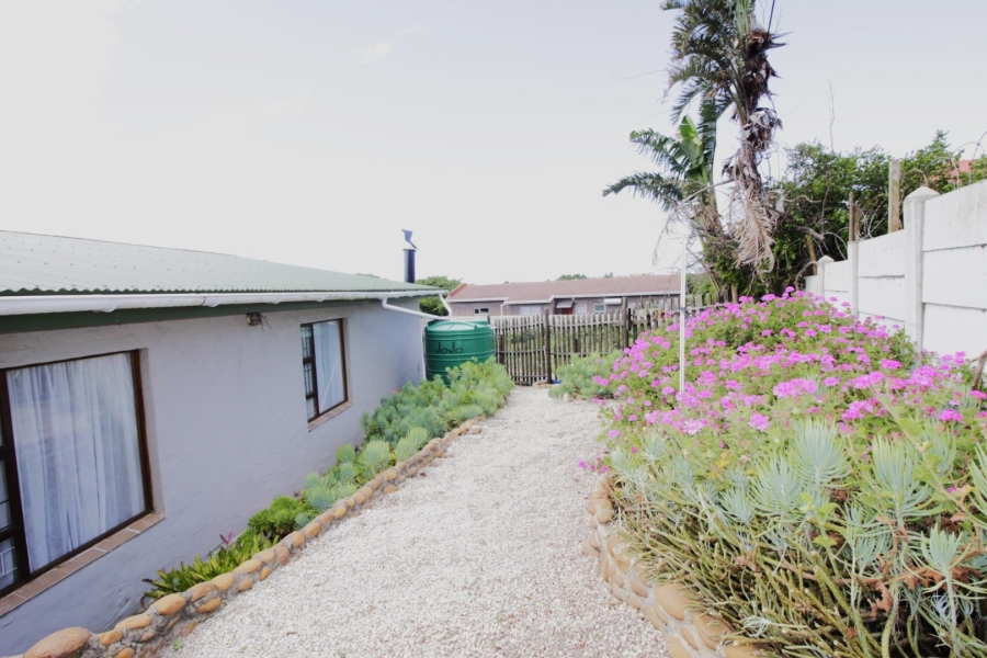 4 Bedroom Property for Sale in Aston Bay Eastern Cape